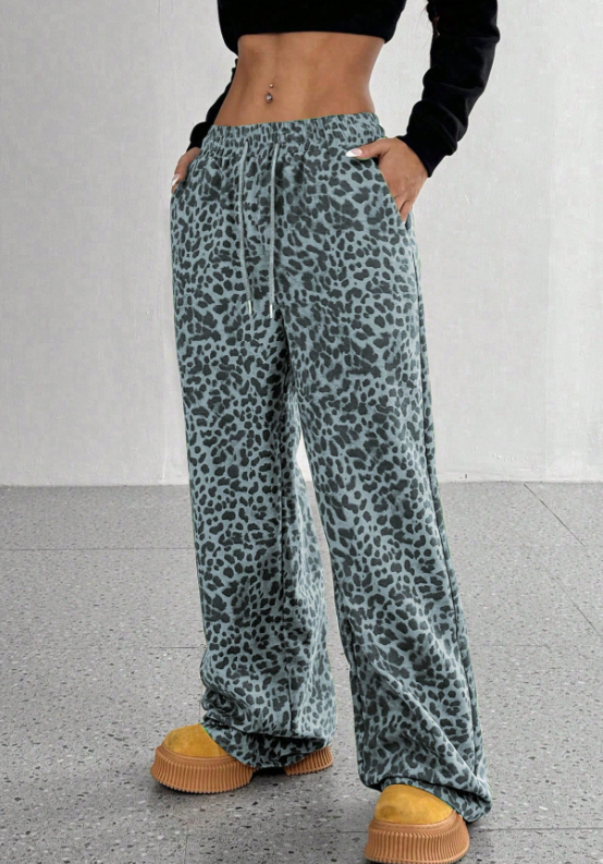 SFRCORD® Women's Leopard Print Loose Straight Leg Casual Trousers, High-End Slimming