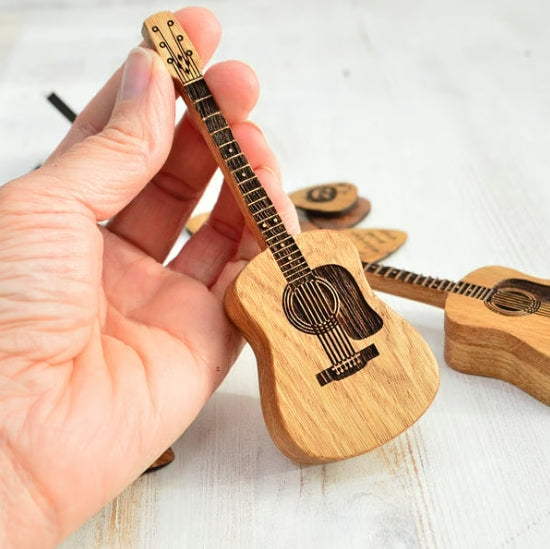 CZTICLE® ⏰LAST DAY 59% OFF🎁Wooden Acoustic Guitar Pick Box🎸 D01