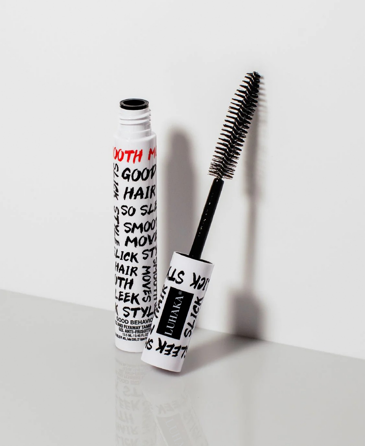 LUHAKA®  Frizz and Flyaway Lightweight Gel Hair Taming Wand
