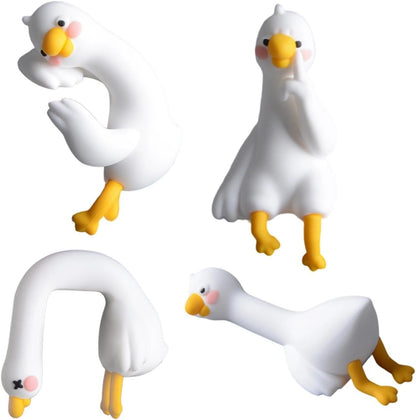 CILIFER® 4-piece set of 3D crafted goose statues as computer decorations, suitable for placement on office bookshelves