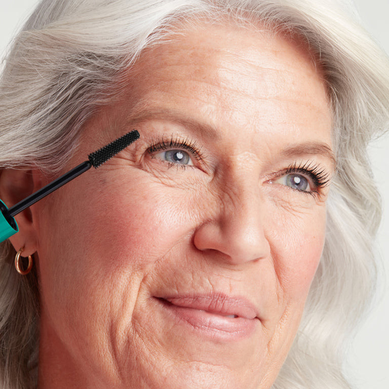 LUHAKA® Liquid Lash Volumizer Mascara