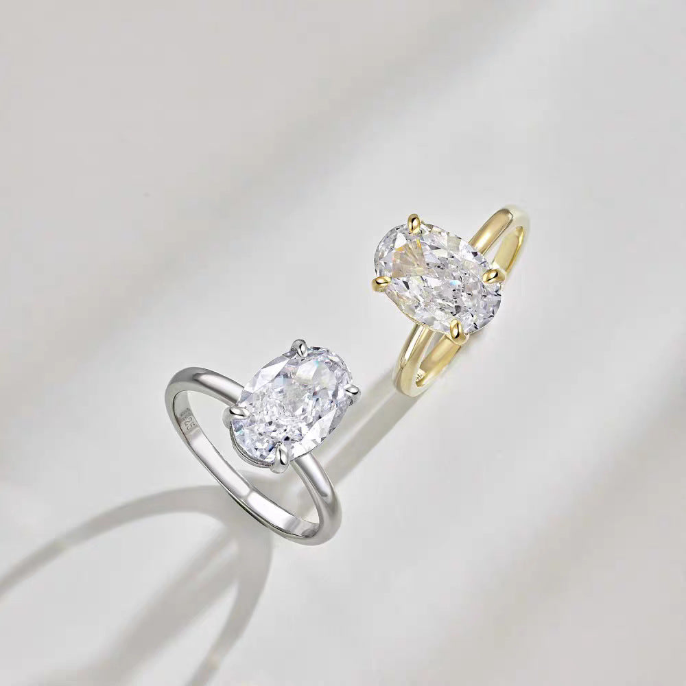 CZTICLE® 10/10Moissanite oval ring