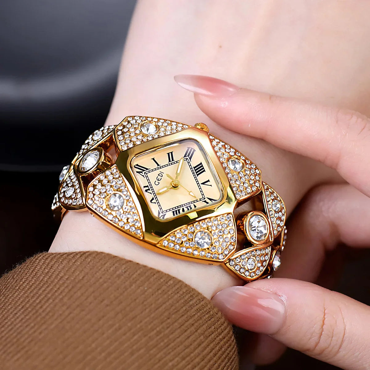 CILIFER® New Women Watch Light Luxury Brand Diamond Inlaid Bracelet Watches Waterproof Ladies Fashion Quartz Clock Wristwatch Gift