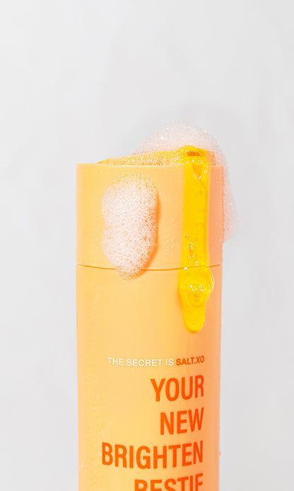 LUHAKA® Vitamin C + Turmeric Shower Gel