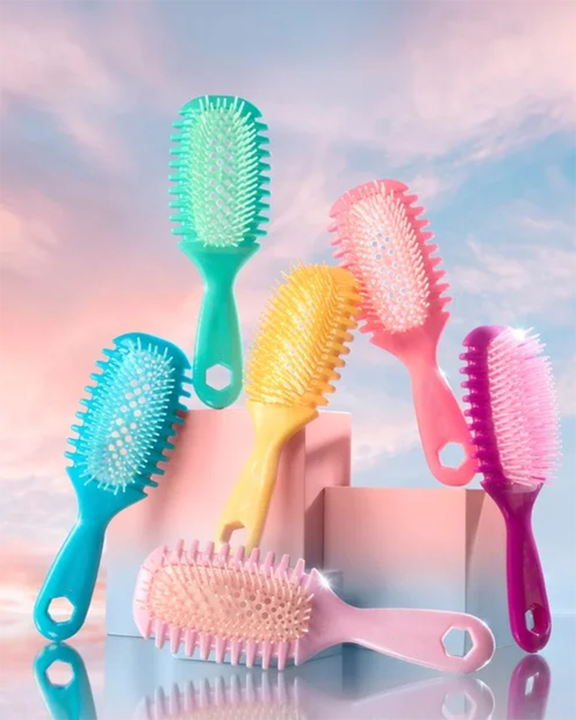 CILIFER® Curl Brush -Designed for wavy, curly, and coily hair.