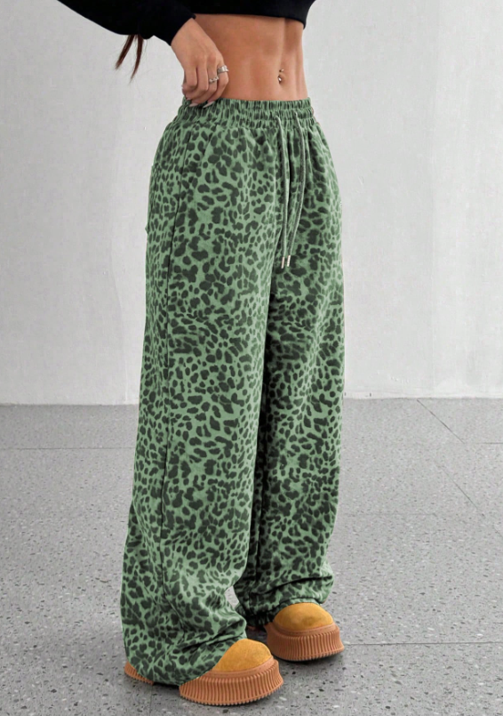 SFRCORD® Women's Leopard Print Loose Straight Leg Casual Trousers, High-End Slimming