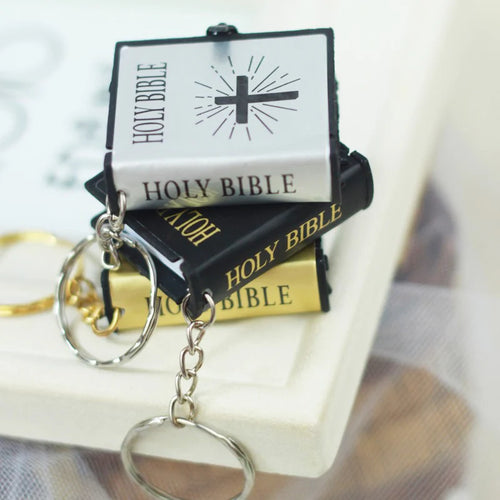 CILIFER® Mini English HOLY BIBLE Keychains Christian Jesus Cross Muslim Keyrings Women Bag Charm Prayer God Bless Key Holder Accessories