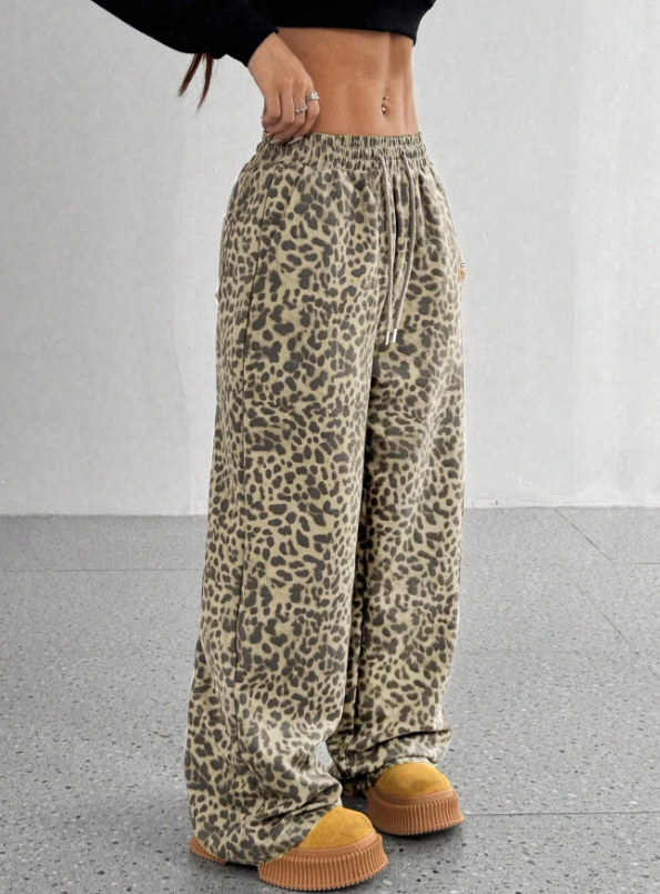SFRCORD® Women's Leopard Print Loose Straight Leg Casual Trousers, High-End Slimming